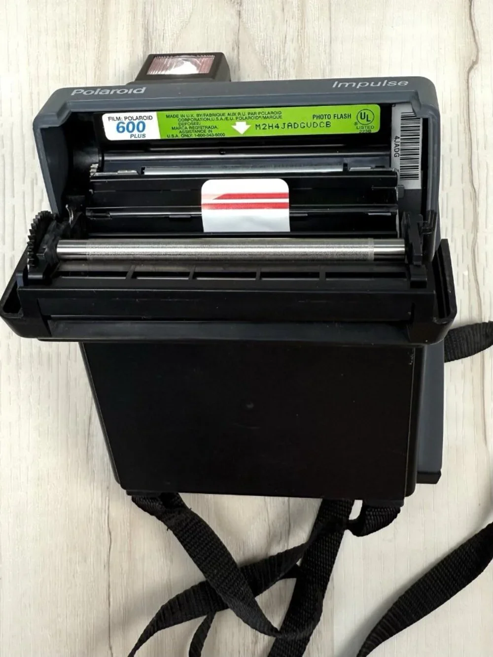 VTG POLAROID Impulse Flash INSTANT CAMERA w/ Strap Black Gray Photography WORKS